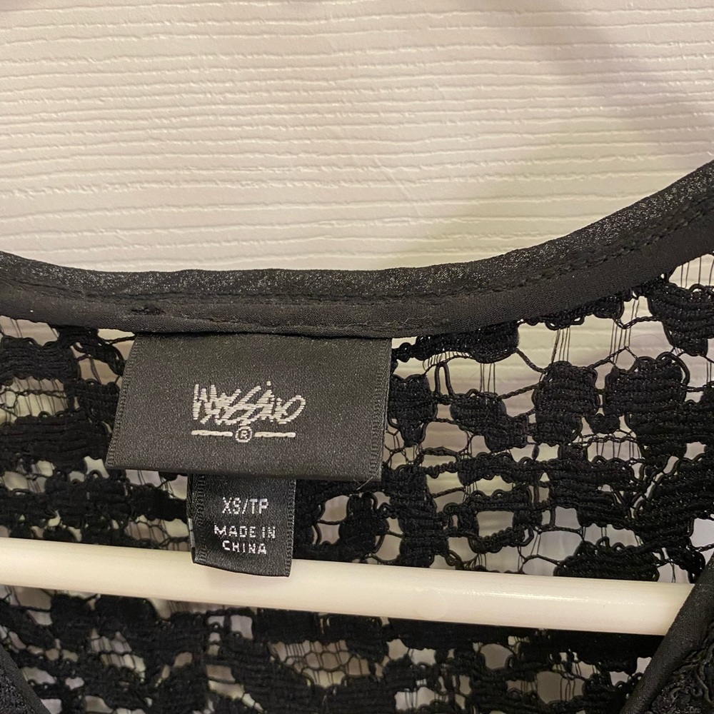 Lace Tank Top - Picture 2 of 6